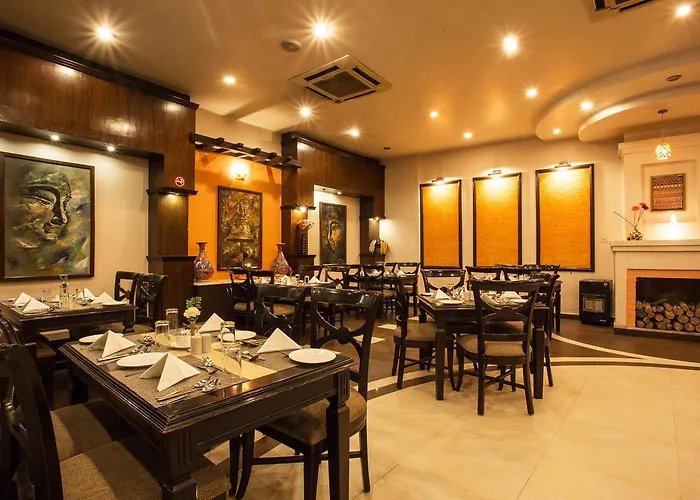 Hotel Marshyangdi 3*